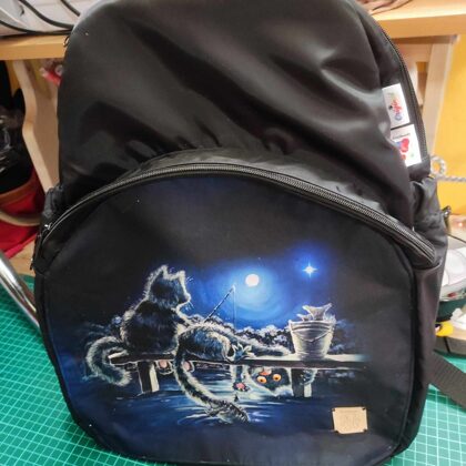 klasický batůžek - upravený střih, před úpravou Mamas